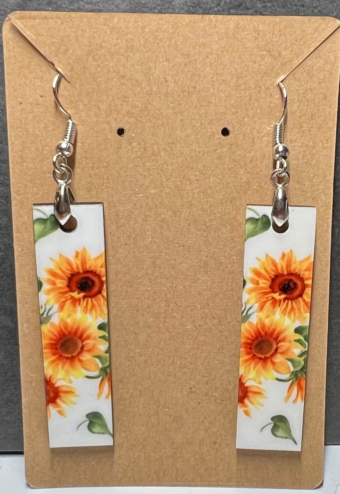 White Sunflower 3 - Bar Earrings
