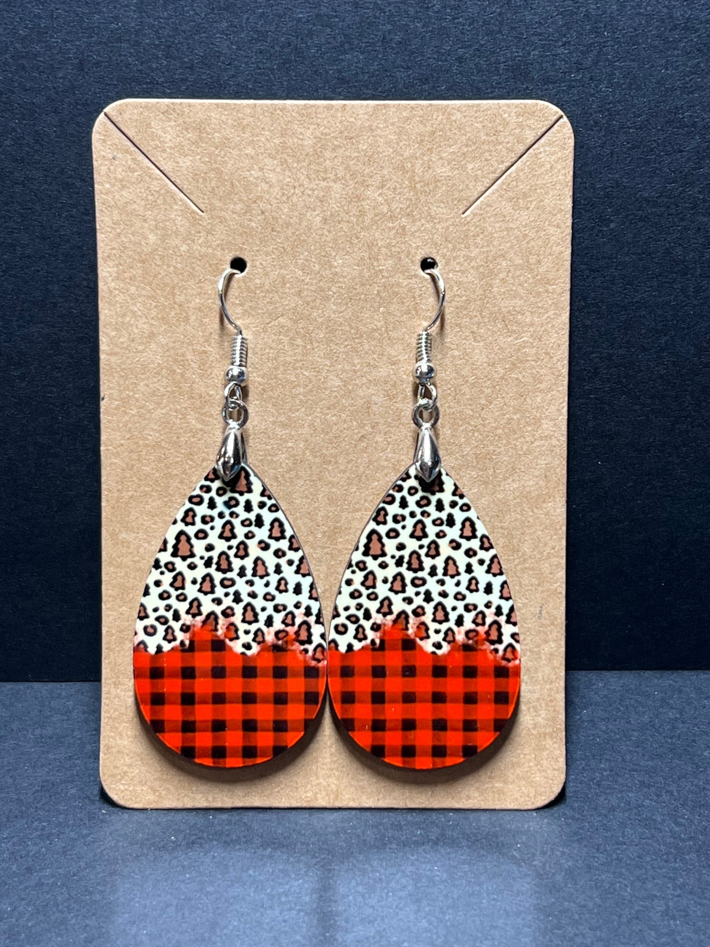 Christmas Tree leop. Plaid Earrings